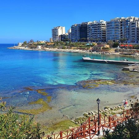 Luxury Apt W/ Side Seaviews And Pool, Top Location Слима Экстерьер фото