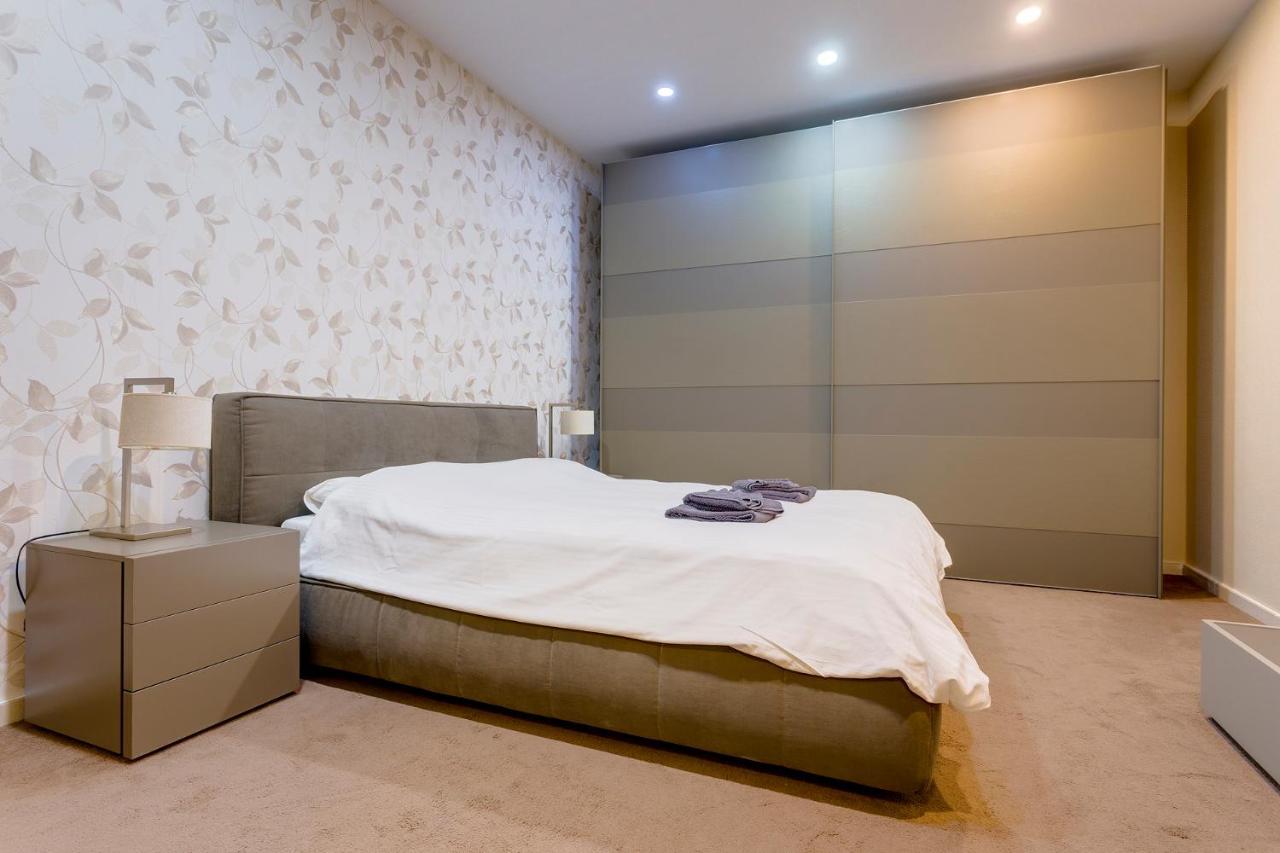 Luxury Apt W/ Side Seaviews And Pool, Top Location Слима Экстерьер фото