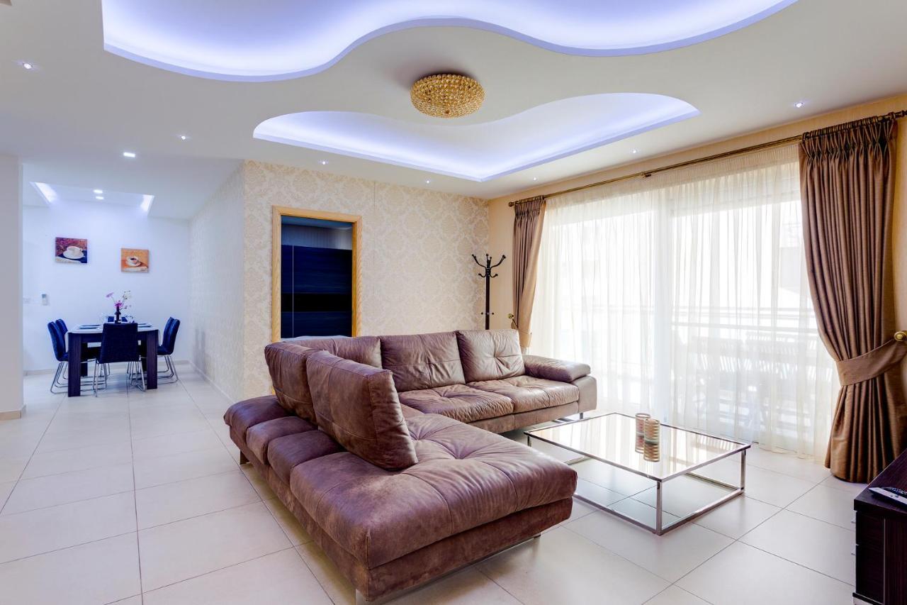 Luxury Apt W/ Side Seaviews And Pool, Top Location Слима Экстерьер фото