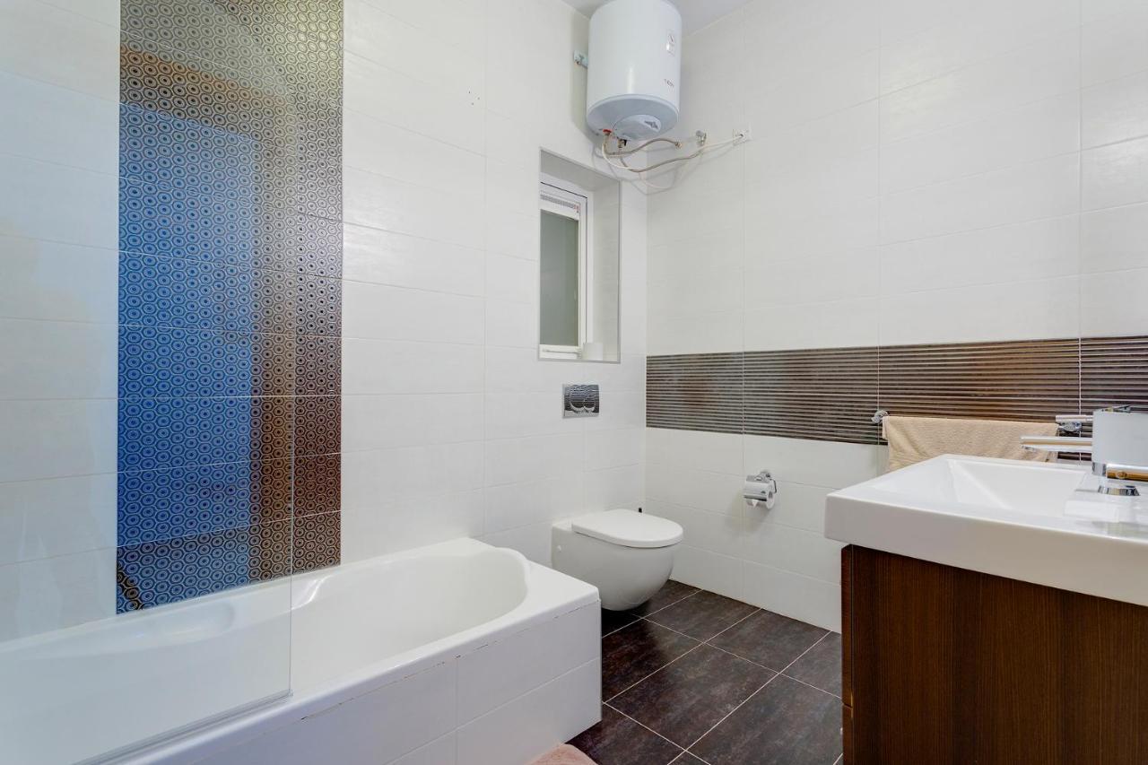 Luxury Apt W/ Side Seaviews And Pool, Top Location Слима Экстерьер фото
